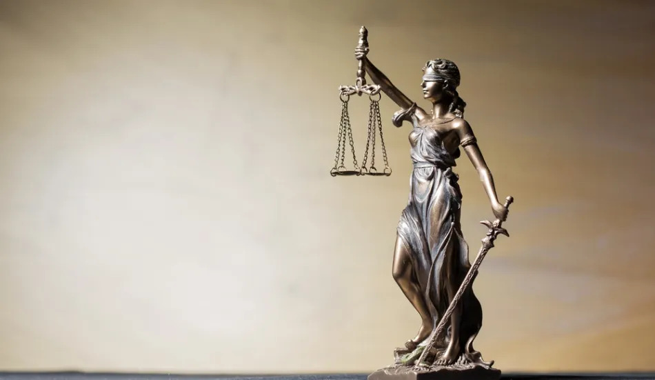 El delicado equilibrio entre los poderes y la constitucionalidad de la Ley 3949